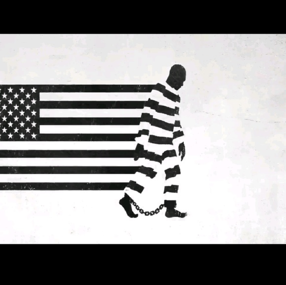 Meet your Posher, Danielle - Picture 1 of 1